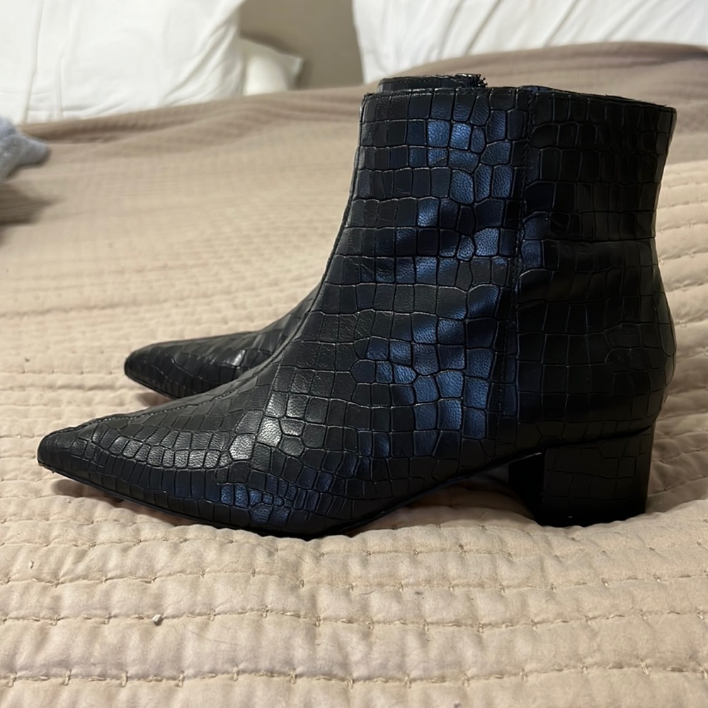 Corso Como black leather booties